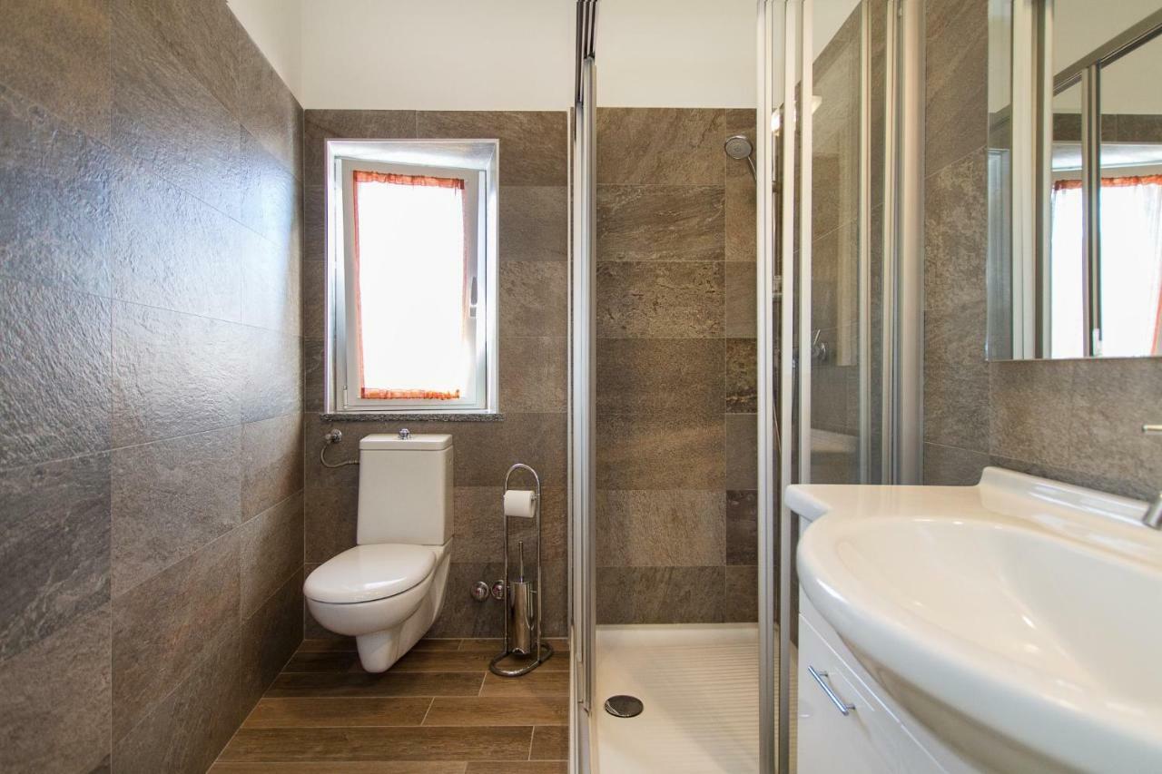 New La Lombarda City Center 2 Appartement Stresa Buitenkant foto